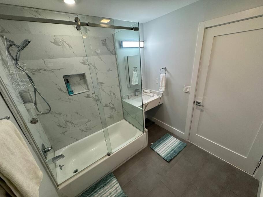 The Elegant Suite - 2Br With Great Amenities Paterson Exterior photo